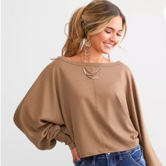 HYFVE Tops - NWPT HYFVE Casual Cutie Oversized Long Sleeve Crop Top Brown Sz Small Ribbed